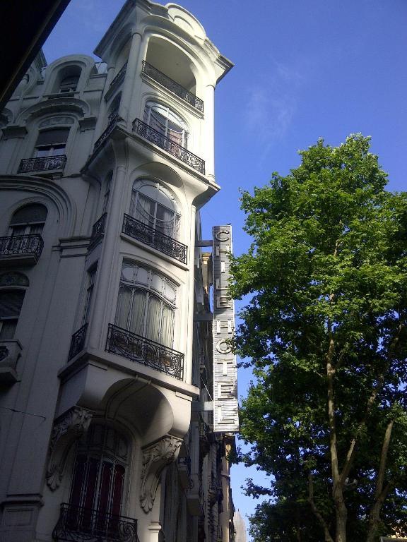 Hotel Chile Buenos Aires Bagian luar foto